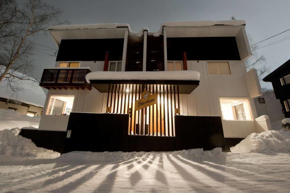 Shirokuma Chalets Hirafu Экстерьер фото